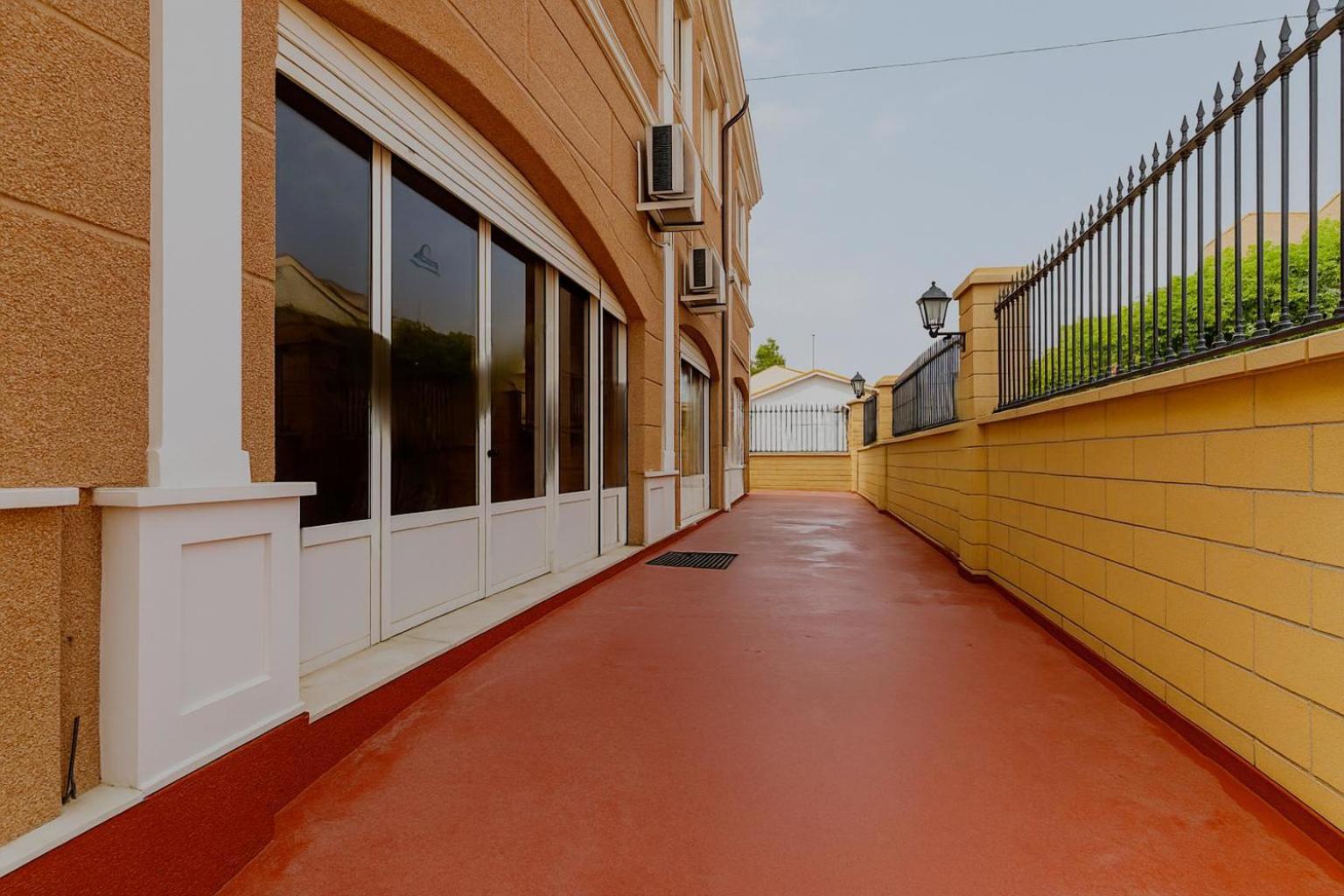 Ayz Elcano - Auto Check-In Property, Malaga